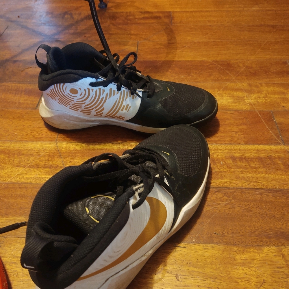Kids Nike shoes